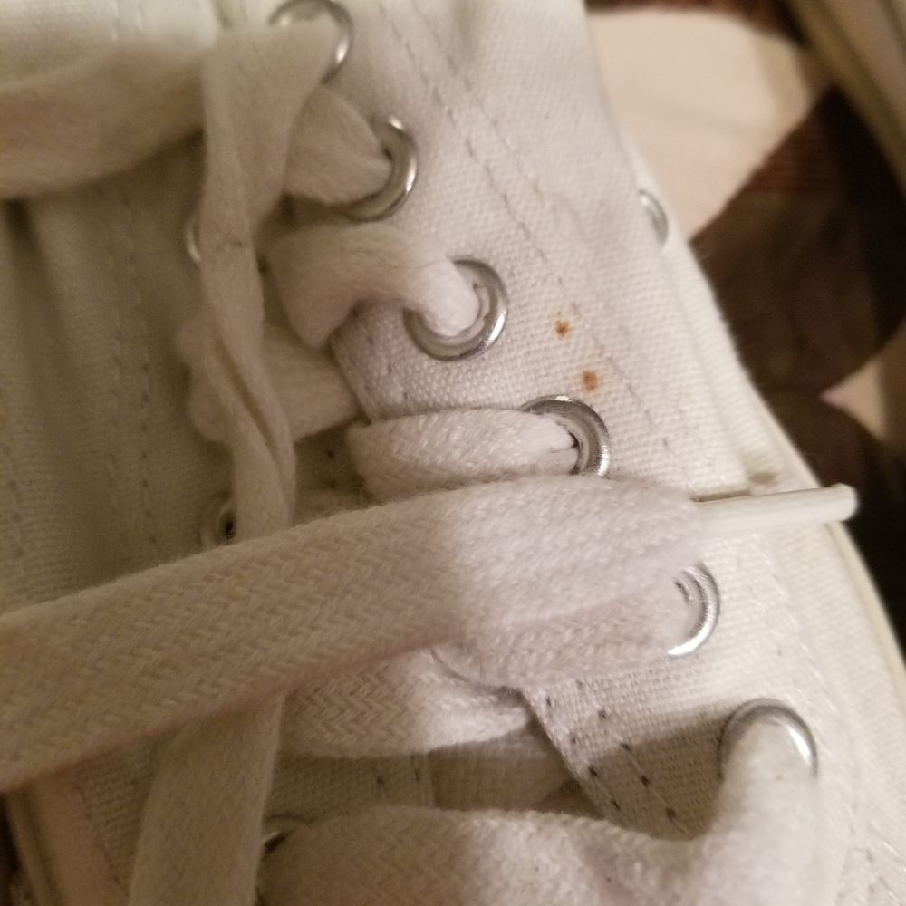 White Airwalk Women's Shoes - Picture 3 of 6